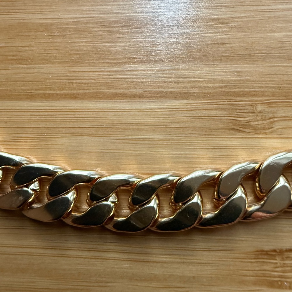 Chunky Gold Necklace - NWOT - Picture 3 of 8